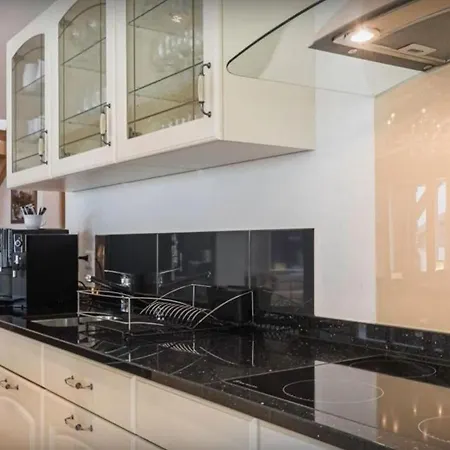 Penthouse Salike 22 Solden